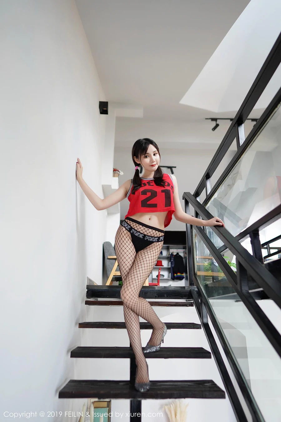 [FEILIN嗲囡囡]FL20190911VOL0206 2019.09.11 VOL.206 娇躯苗条有致的软妹子 Celina青妍 Feilin嗲囡囡-第1张