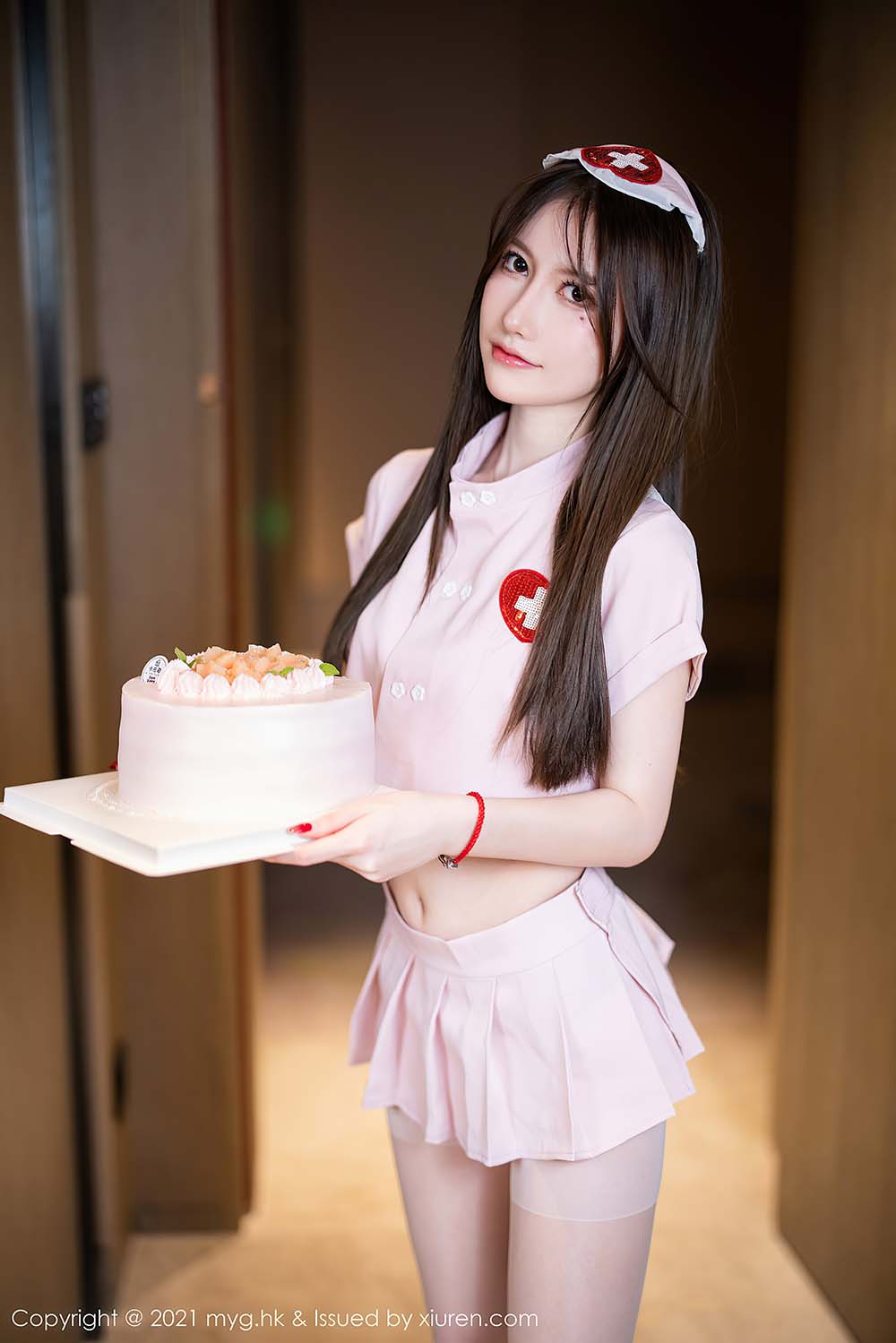 [MyGirl美媛馆]2021.11.10 VOL.615 护士制服系列 美桃酱 MyGirl美媛馆-第2张