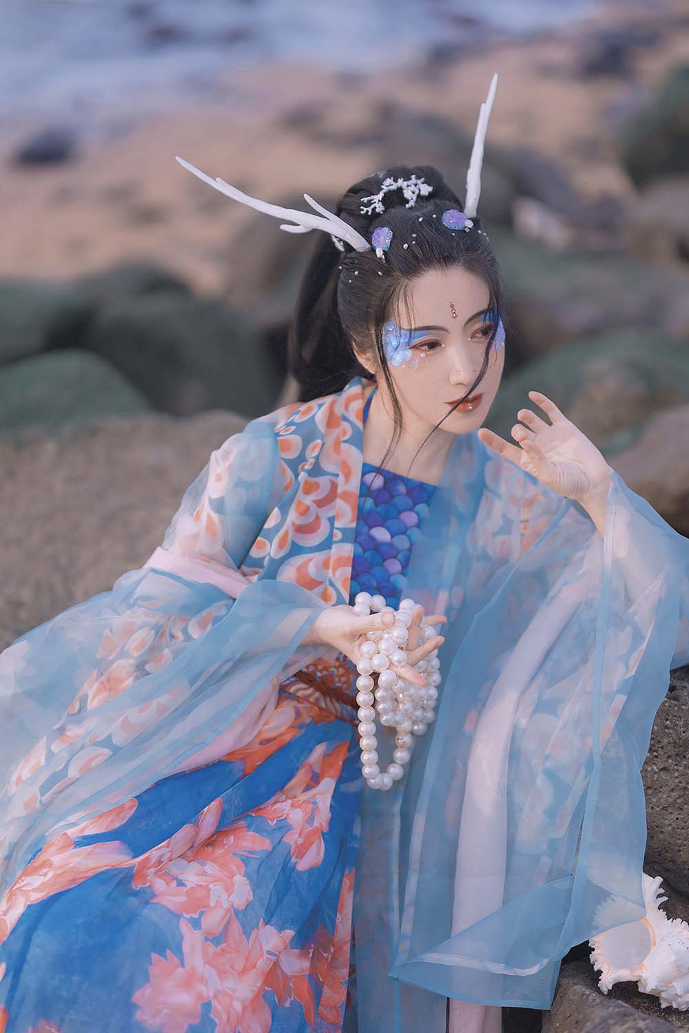 [YITUYU艺图语]2021.10.18 龙女 何佳 YITUYU艺图语-第2张