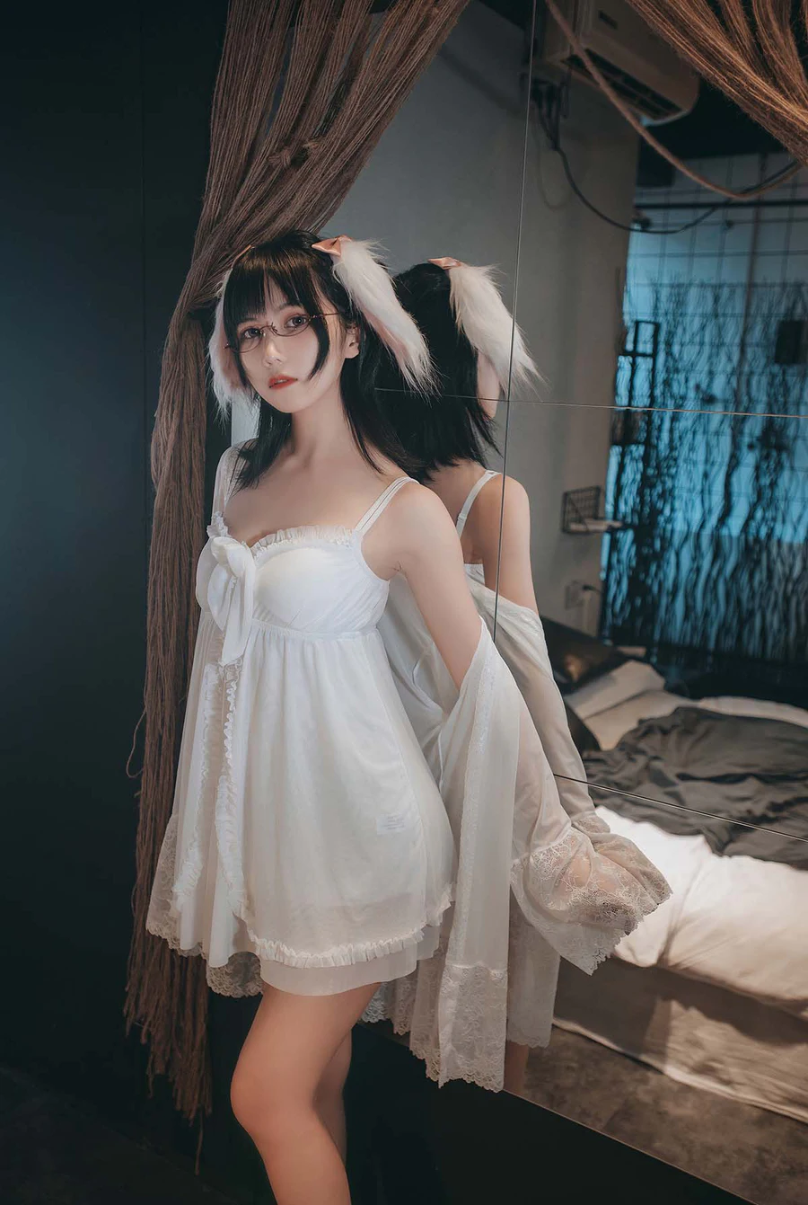 逐月su – 睡衣兔子 Cosplay-第1张