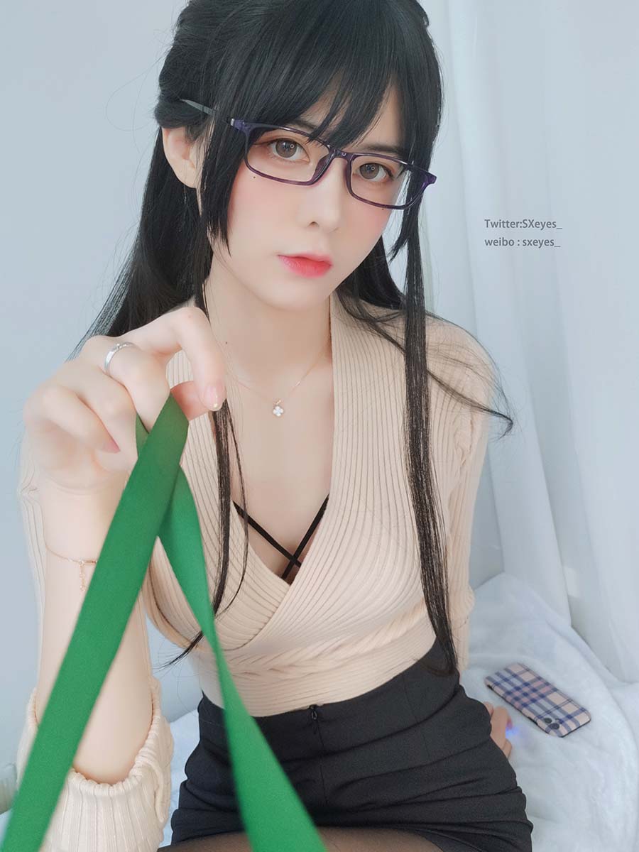 网红美女眼酱大魔王w – OL彼女 Cosplay-第1张