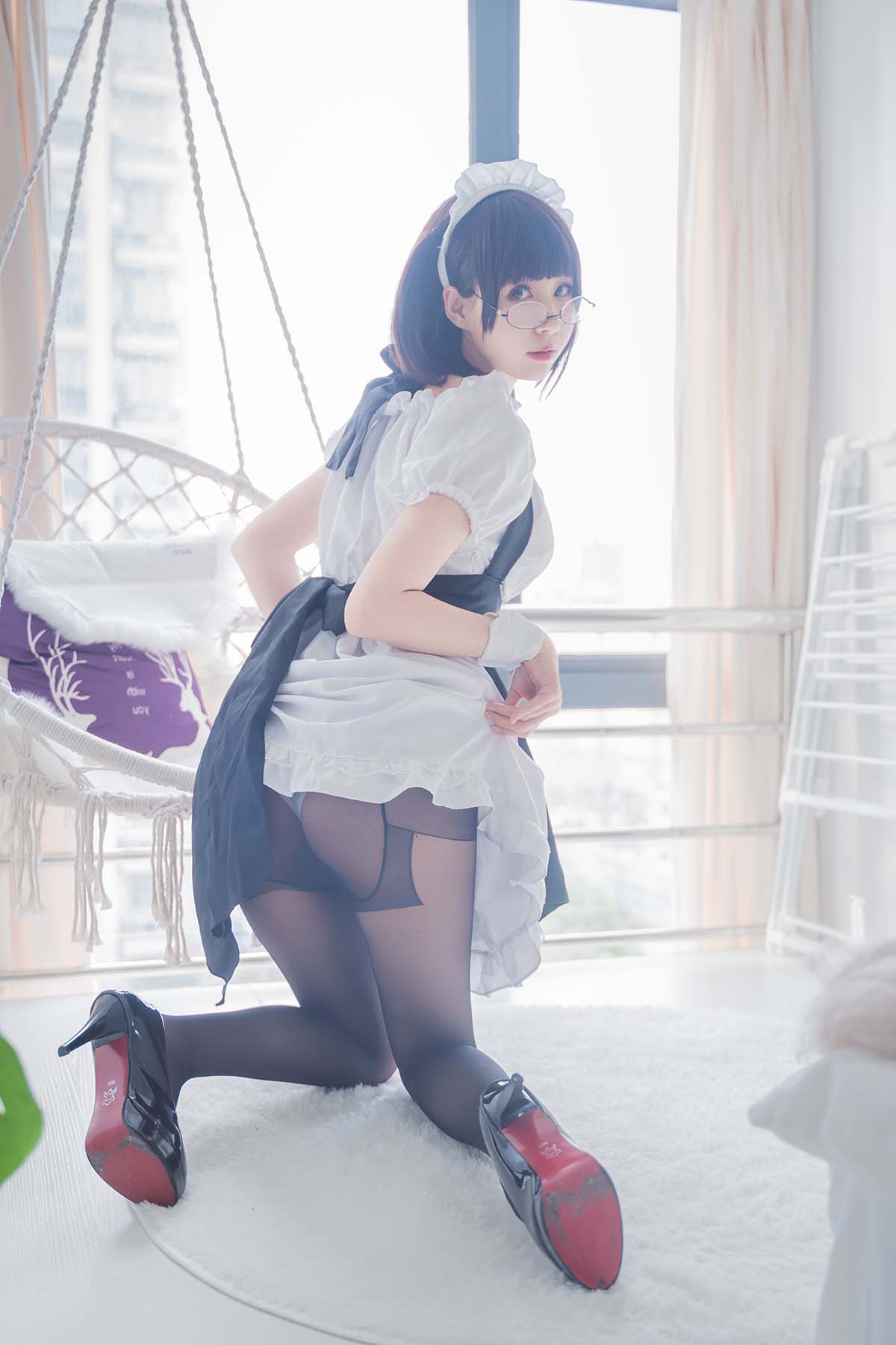 网红美女南鸽 – 黑丝女仆 Cosplay-第1张