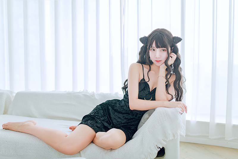 黑川 – 小恶魔黑裙子 Cosplay-第1张