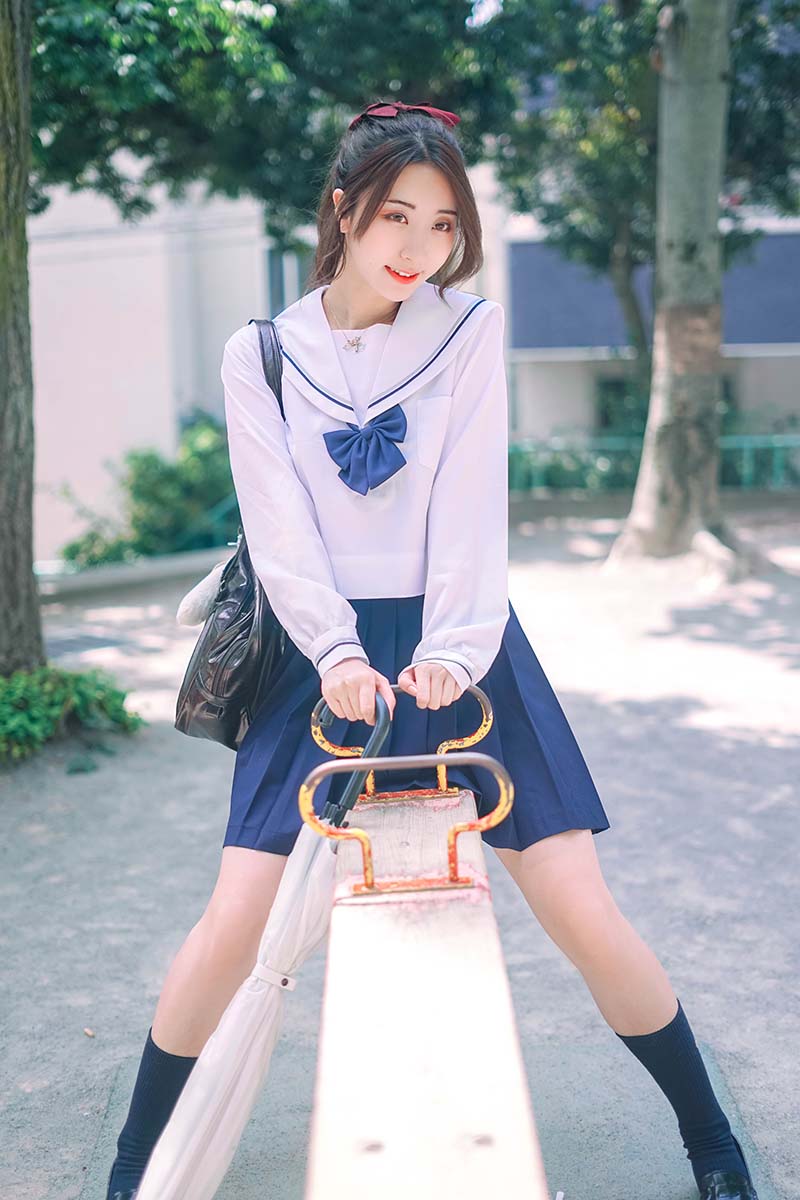 黑川 – 单马尾制服 Cosplay-第2张