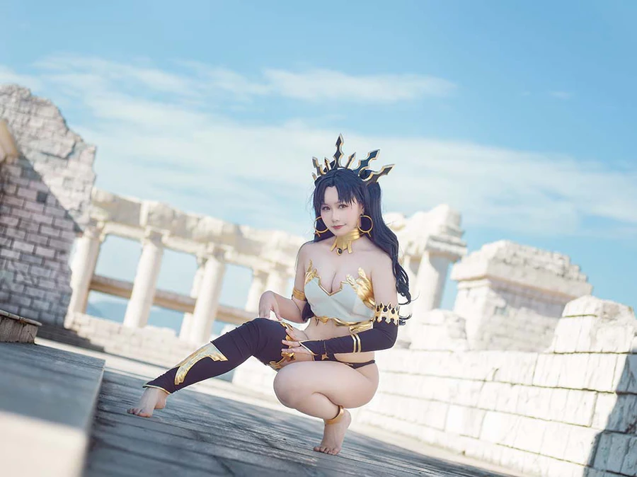 麻花酱 – 伊斯塔·凛 Cosplay-第1张
