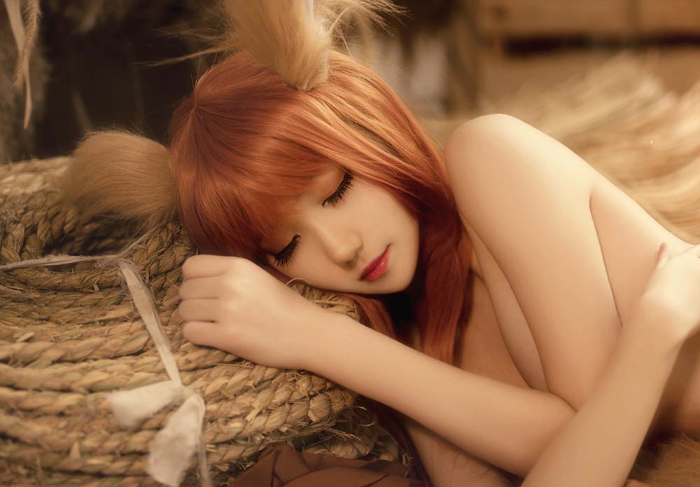南桃Momoko – 南桃赫萝裸体 Cosplay-第2张