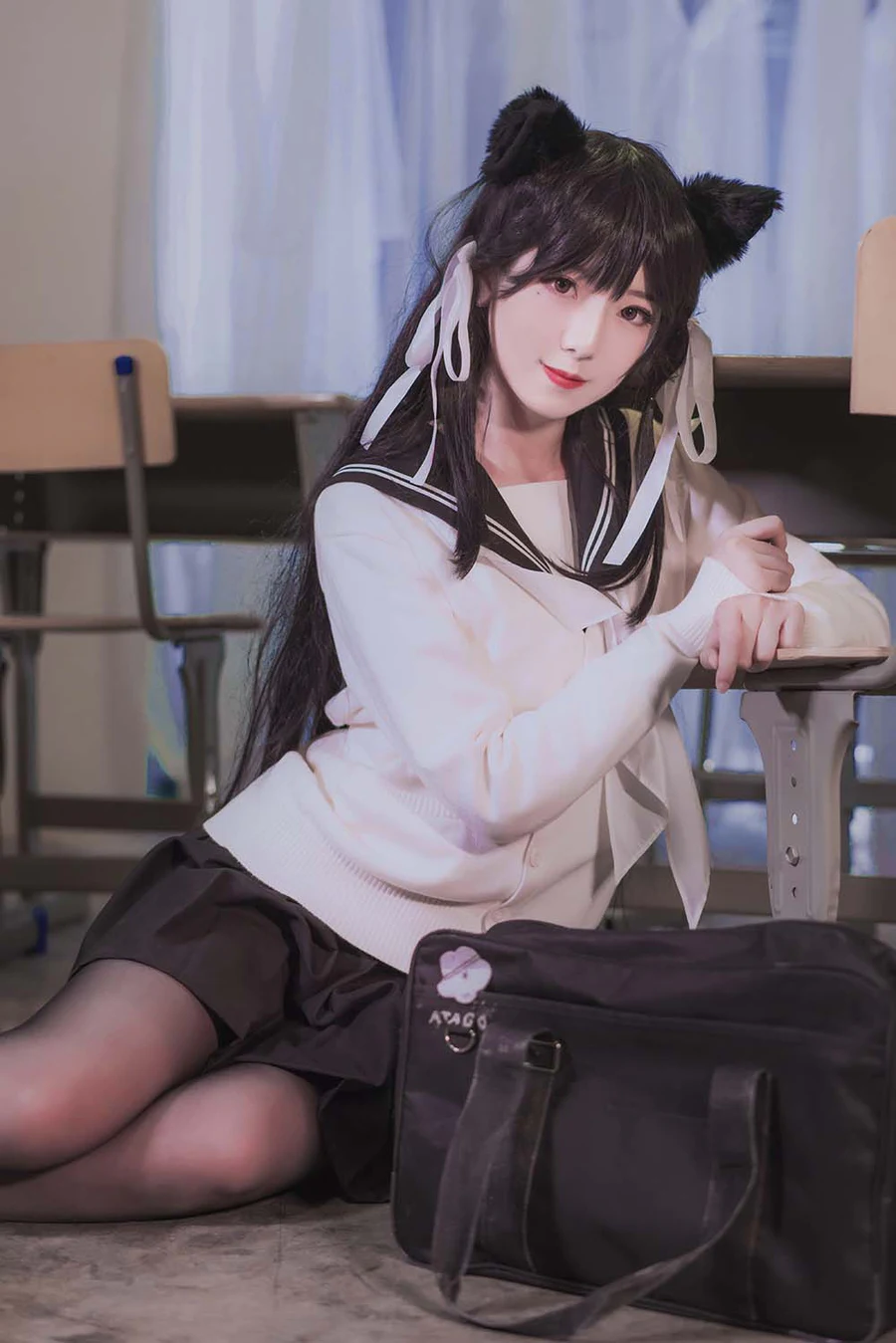 弥音音 – 爱宕制服 Cosplay-第1张