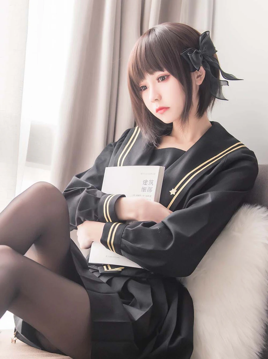 你的负卿 – 窗台制服 Cosplay-第1张