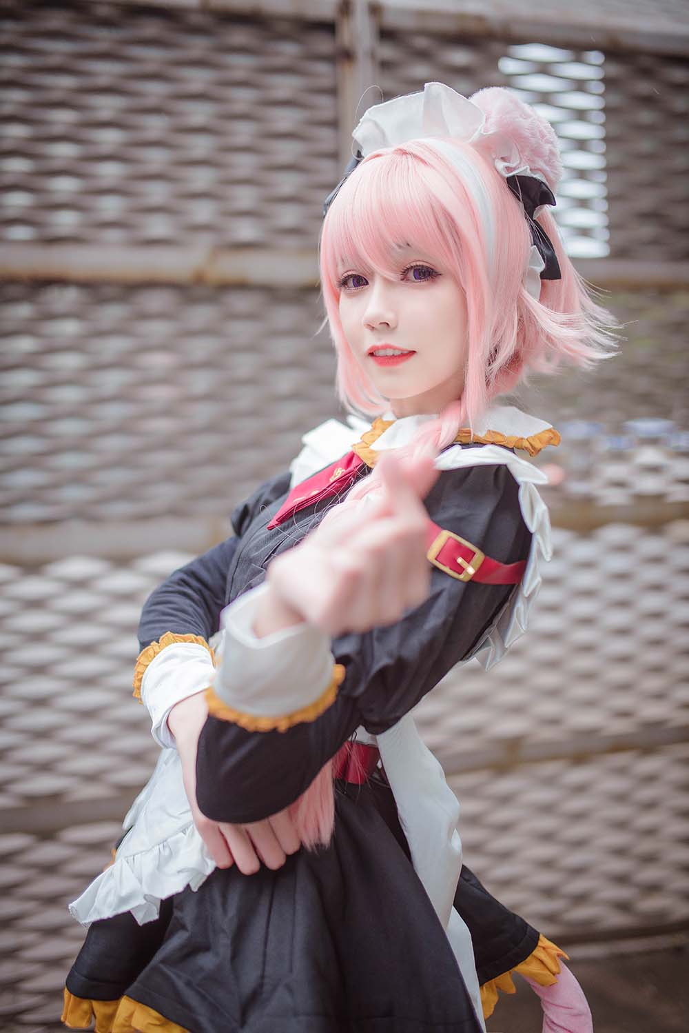 你的负卿 – 阿斯托尔福(女仆版) Cosplay-第1张