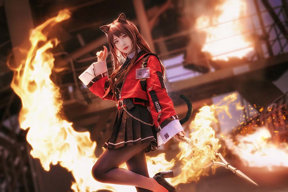 弥音音 – 明日方舟 天火 Cosplay-第1张
