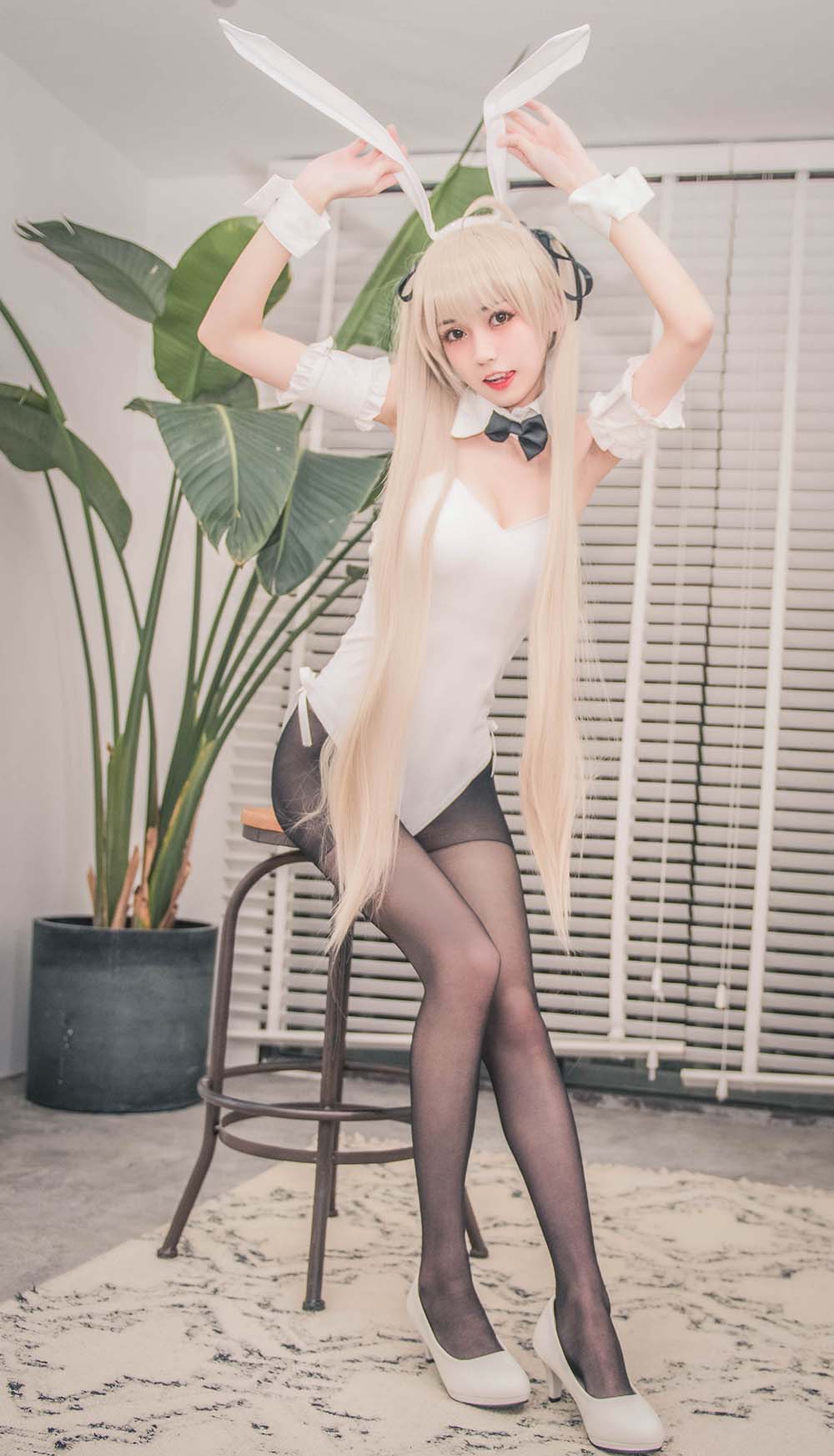 你的负卿 – 穹妹兔女郎（室内） Cosplay-第1张
