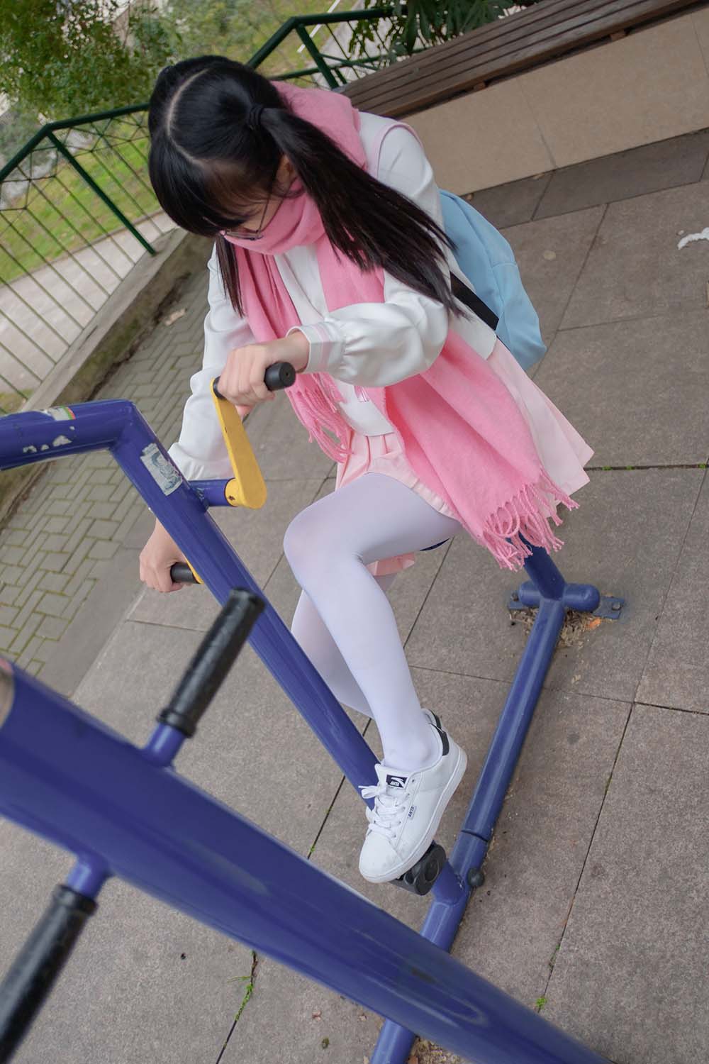阿诺不是施瓦辛戈 – 白丝粉红少女 Cosplay-第2张