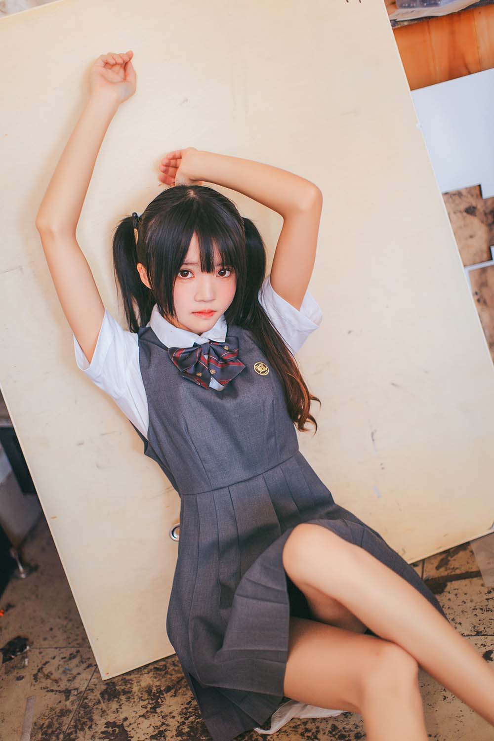 桜桃喵 – 画室少女 Cosplay-第1张