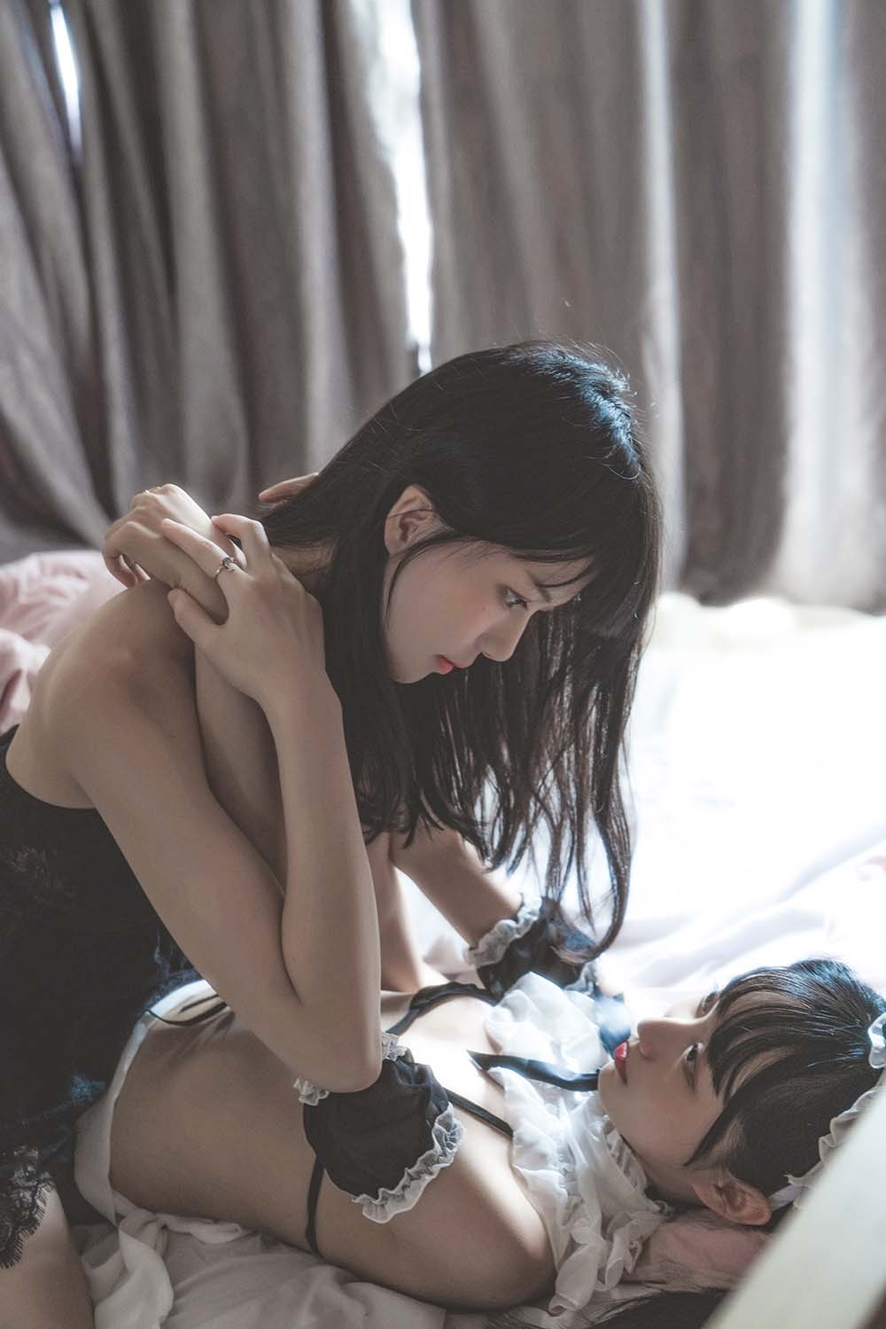 桜桃喵&木绵绵OwO 暮 – 黑裙×妹抖 Cosplay-第1张