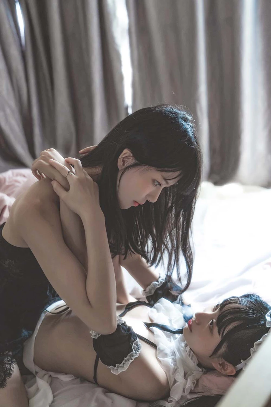 桜桃喵&木绵绵OwO 暮 – 黑裙×妹抖 Cosplay-第1张