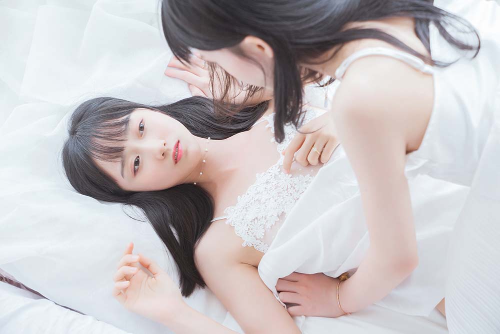 桜桃喵&木绵绵OwO 朝 – 白裙×白裙 Cosplay-第2张