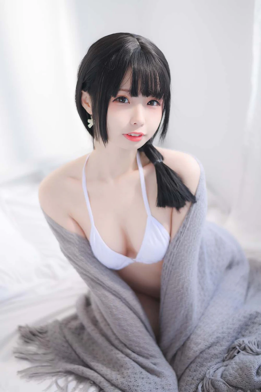 十万珍吱伏特 – 泳装 Cosplay-第1张