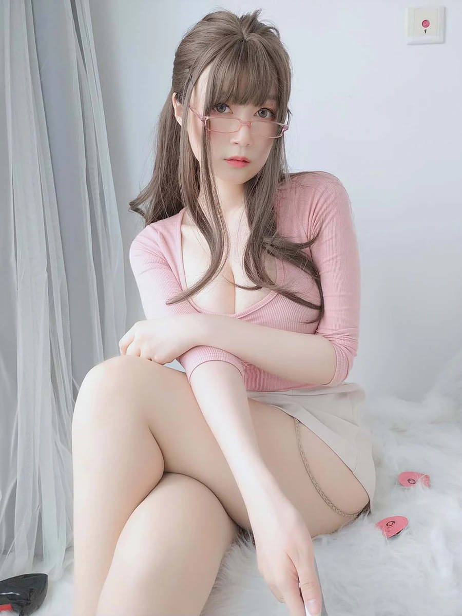 白银81 – 甜美后辈 Cosplay-第2张