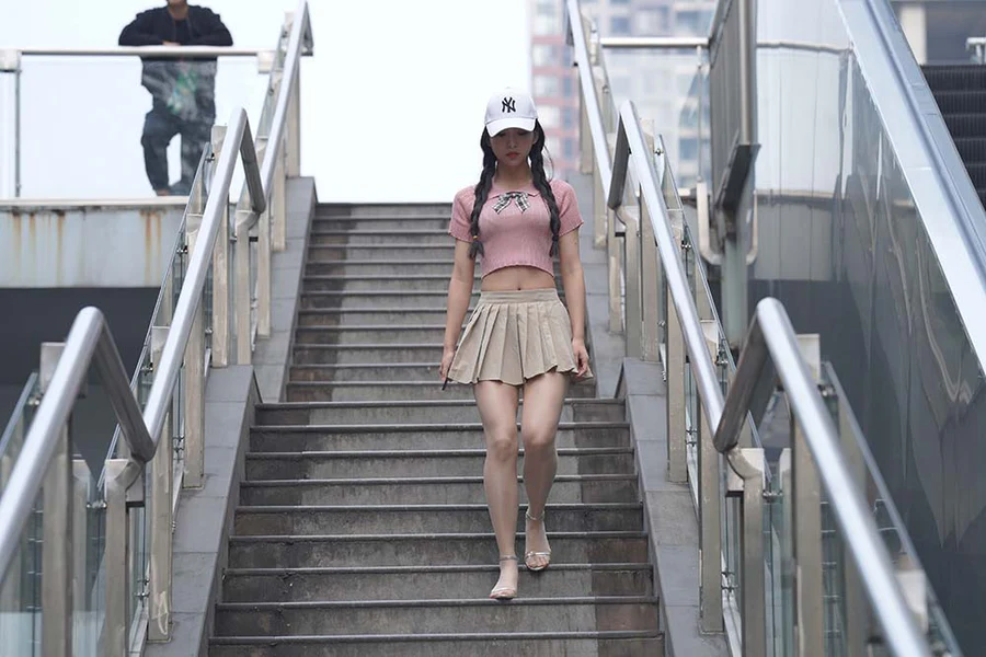精选街拍作品 NO.1322 凯恩街拍作品 – 甜甜的双马尾女孩 街拍-第2张