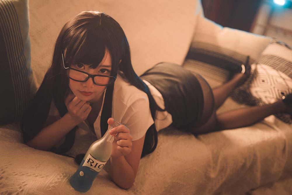面饼仙儿 – 黑丝OL Cosplay-第1张