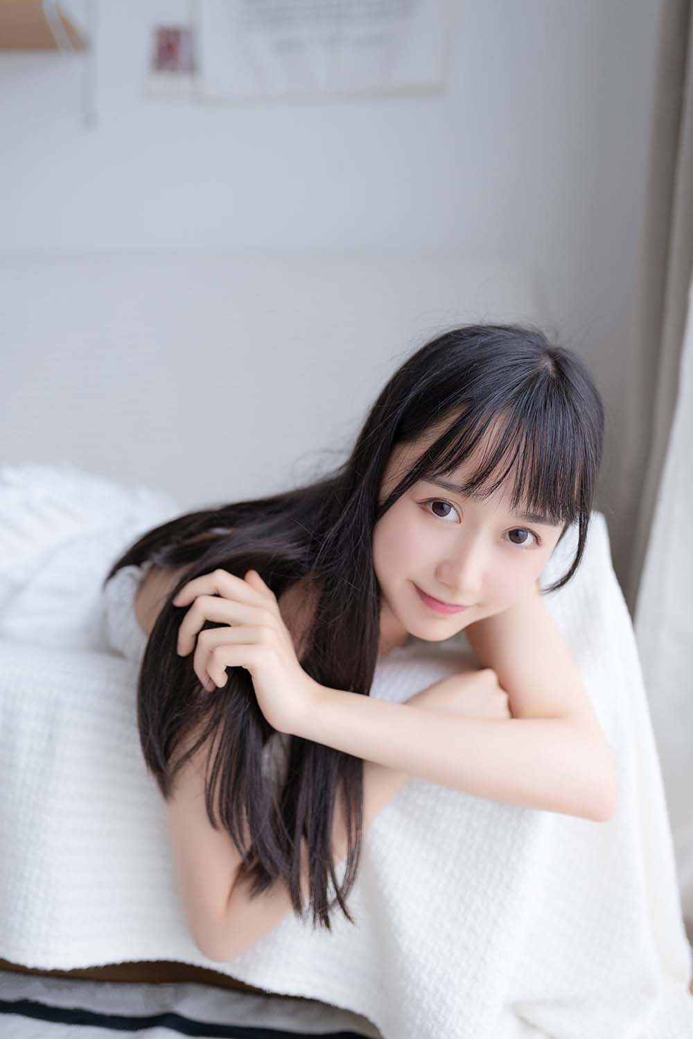 木绵绵OwO – 白裙少女 Cosplay-第1张