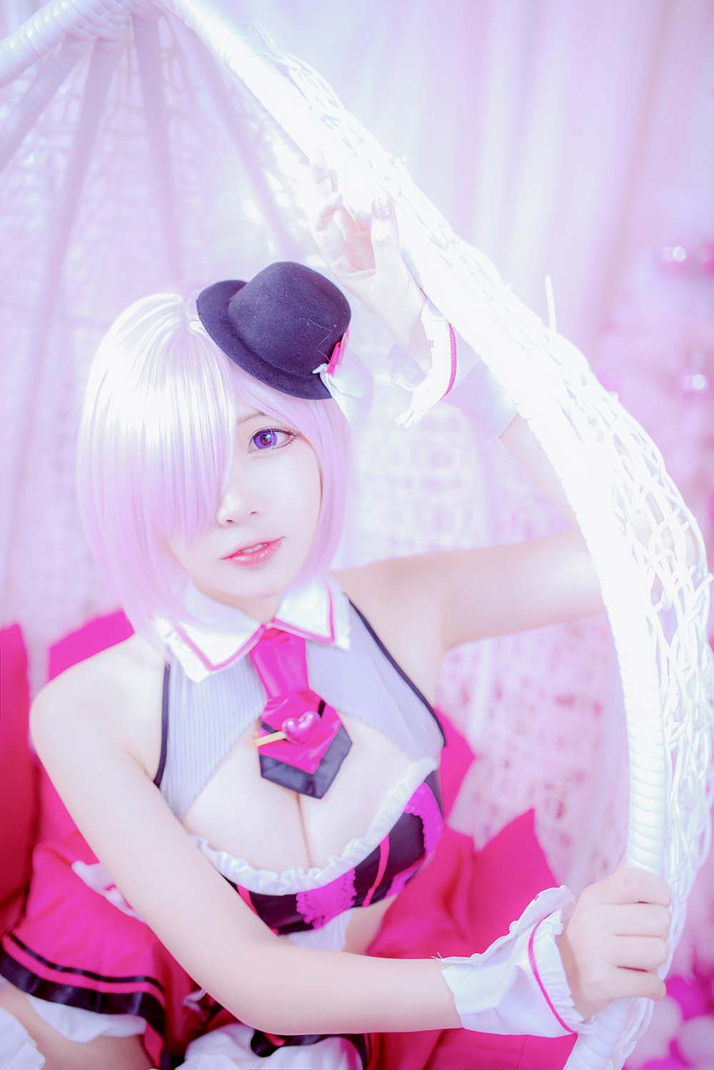 二佐Nisa – 吊椅 Cosplay-第1张