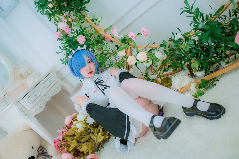 二佐Nisa – 蕾姆女仆 Cosplay-第1张