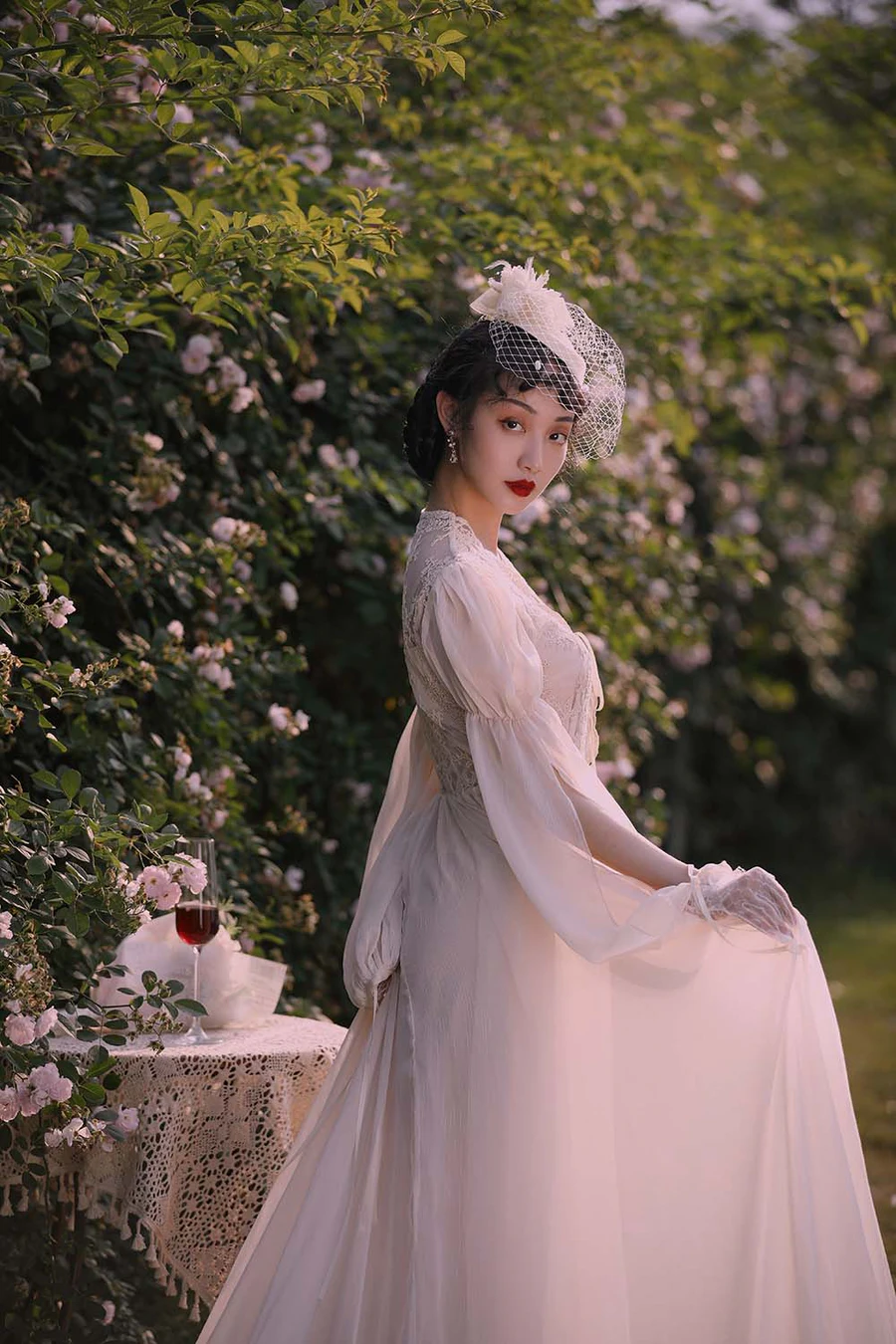 [YITUYU艺图语]2022.06.16 蔷薇有你 凌子兮 YITUYU艺图语-第2张