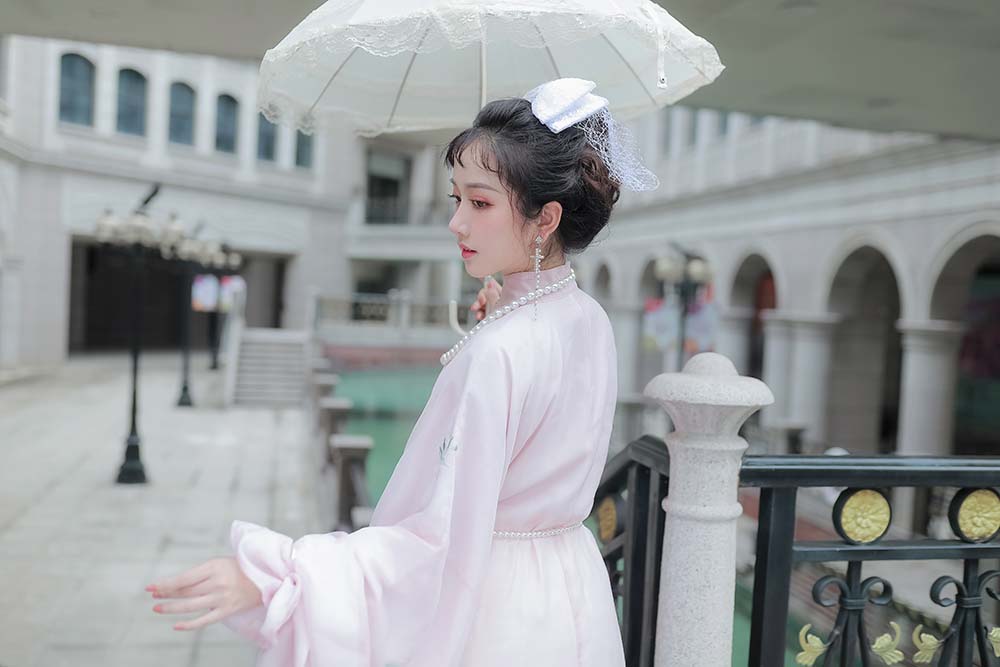 [YITUYU艺图语]2022.06.19 威尼斯 令花羽 YITUYU艺图语-第1张