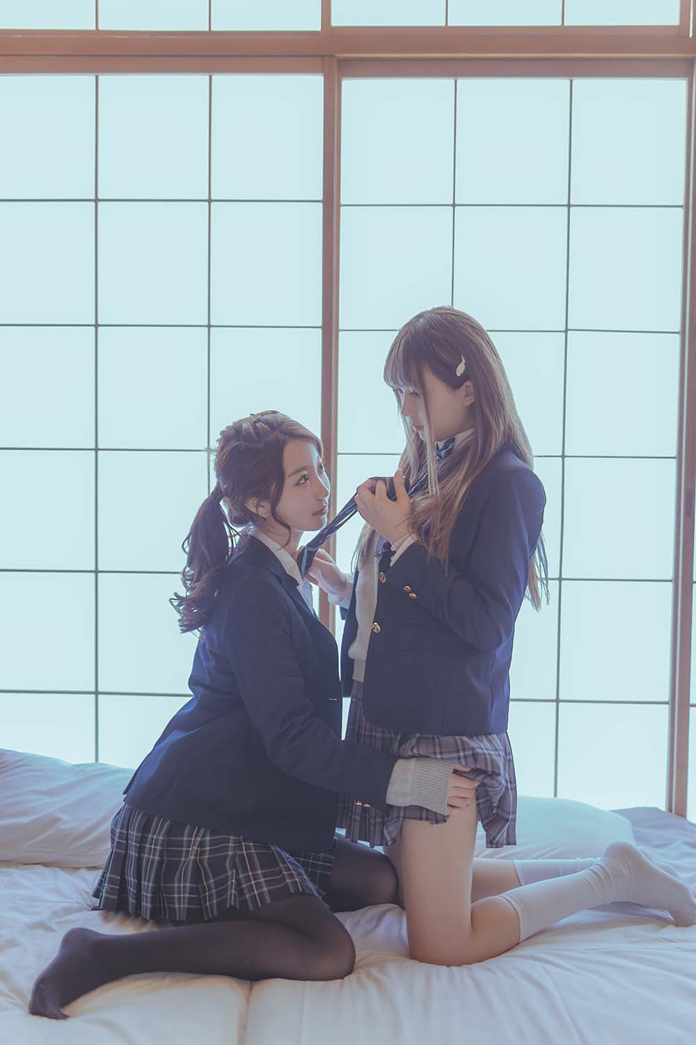 黑川 – 浅野菌子百合 Cosplay-第1张
