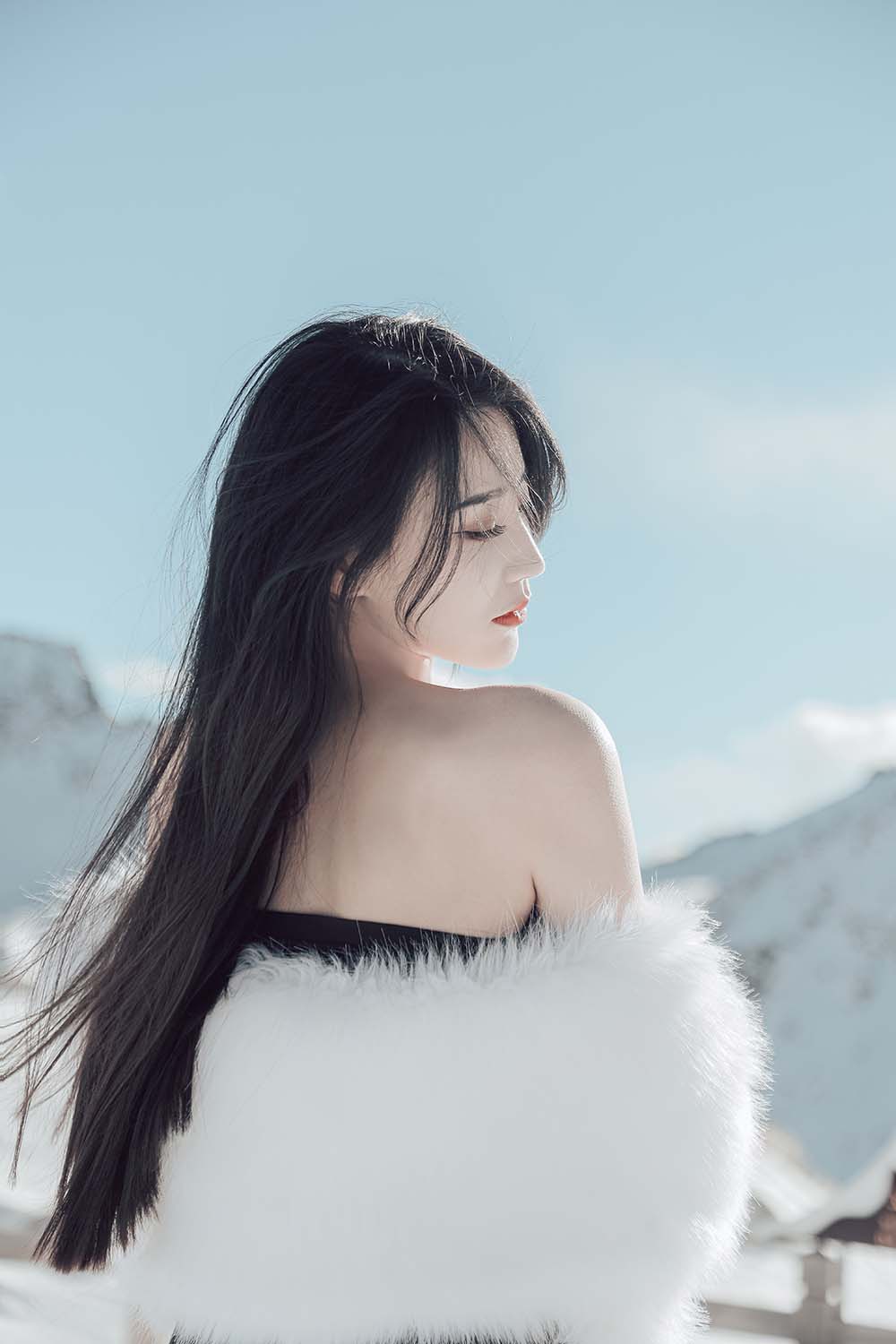 [YITUYU艺图语]2022.06.21 冰雪之巅 婷婷 YITUYU艺图语-第1张