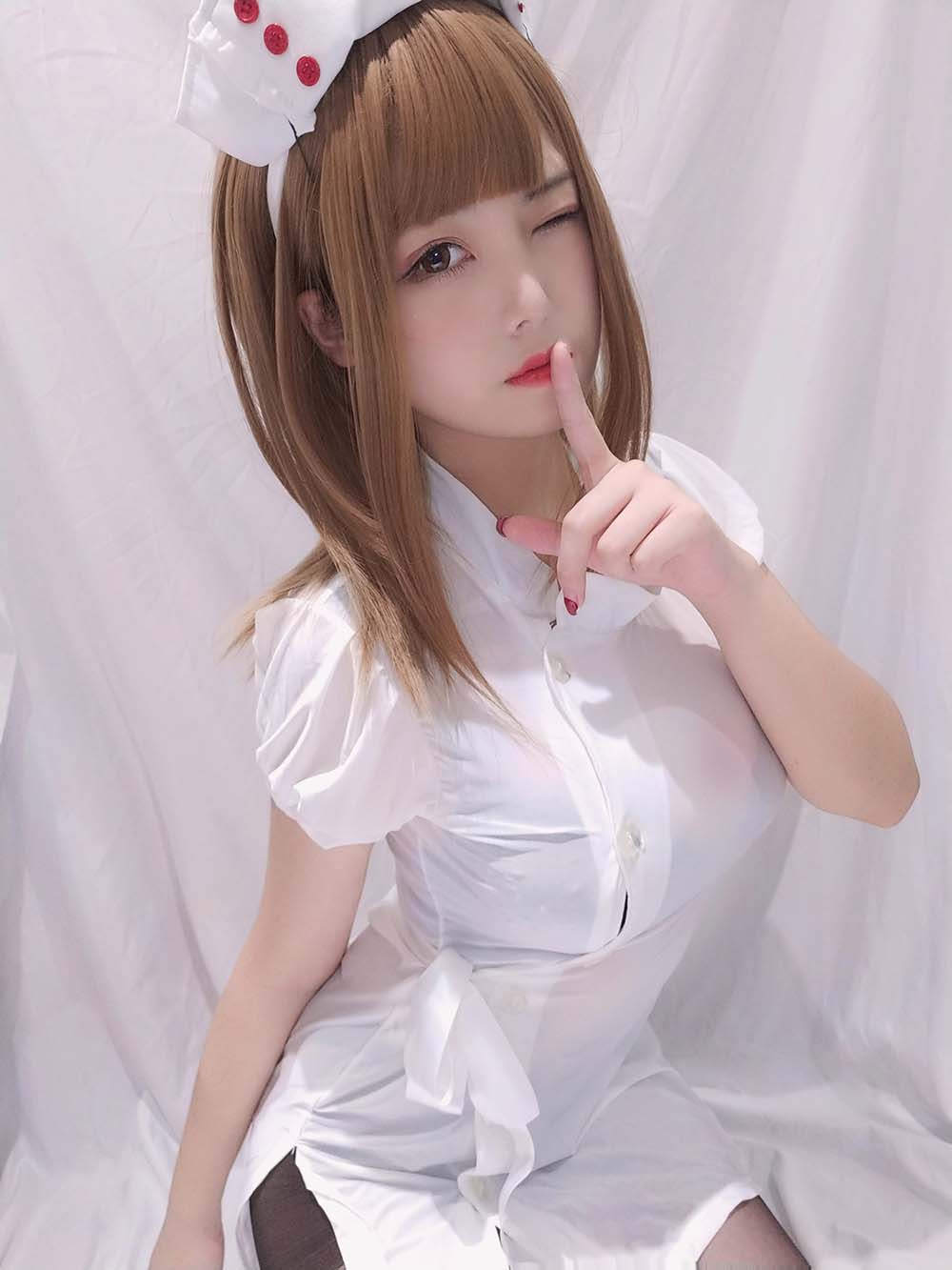 蜜汁猫裘 – 小护士 Cosplay-第1张
