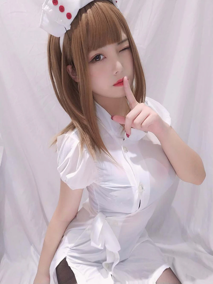 蜜汁猫裘 – 小护士 Cosplay-第1张
