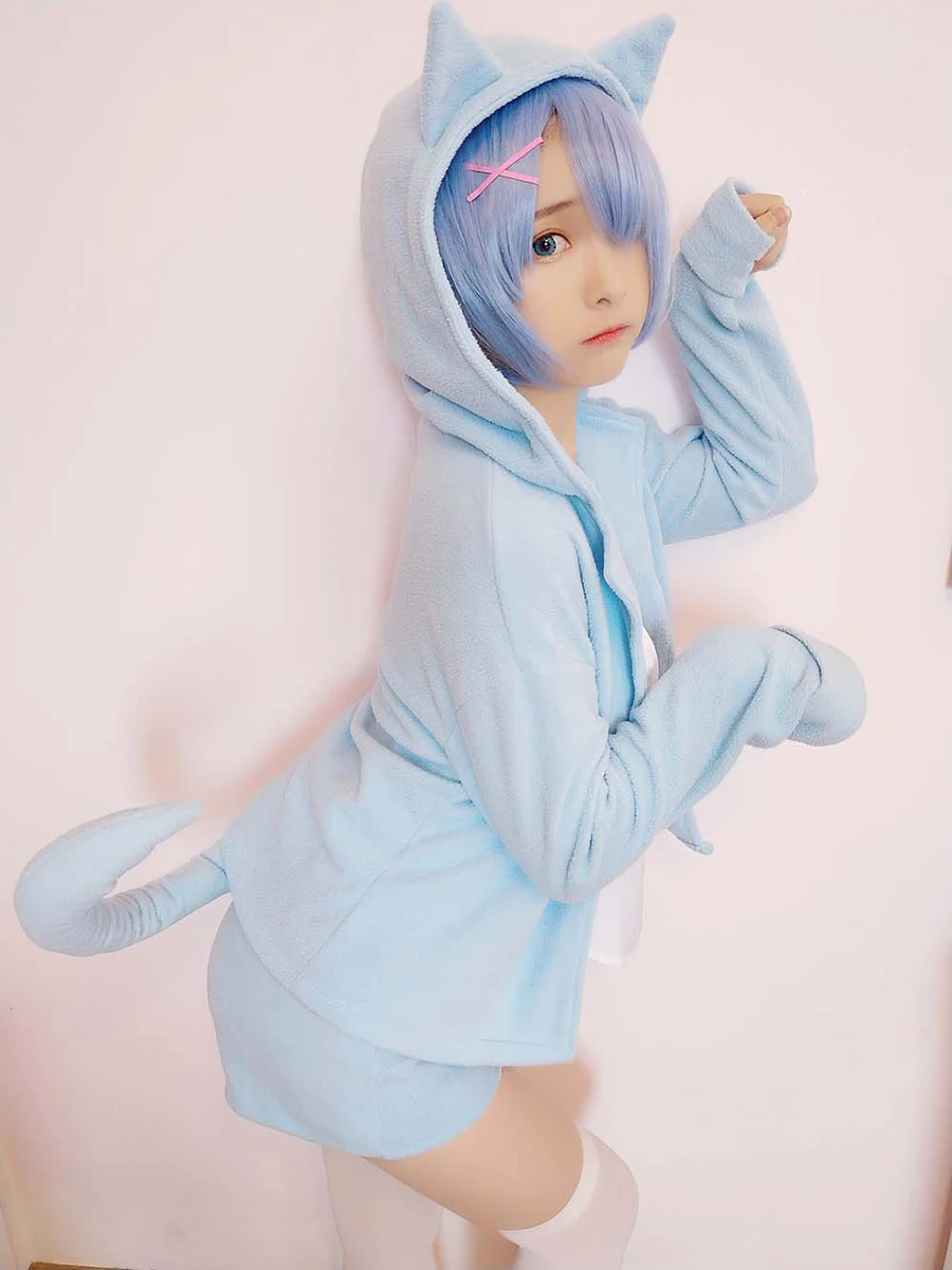 古川kagura – 蕾姆睡衣 Cosplay-第1张