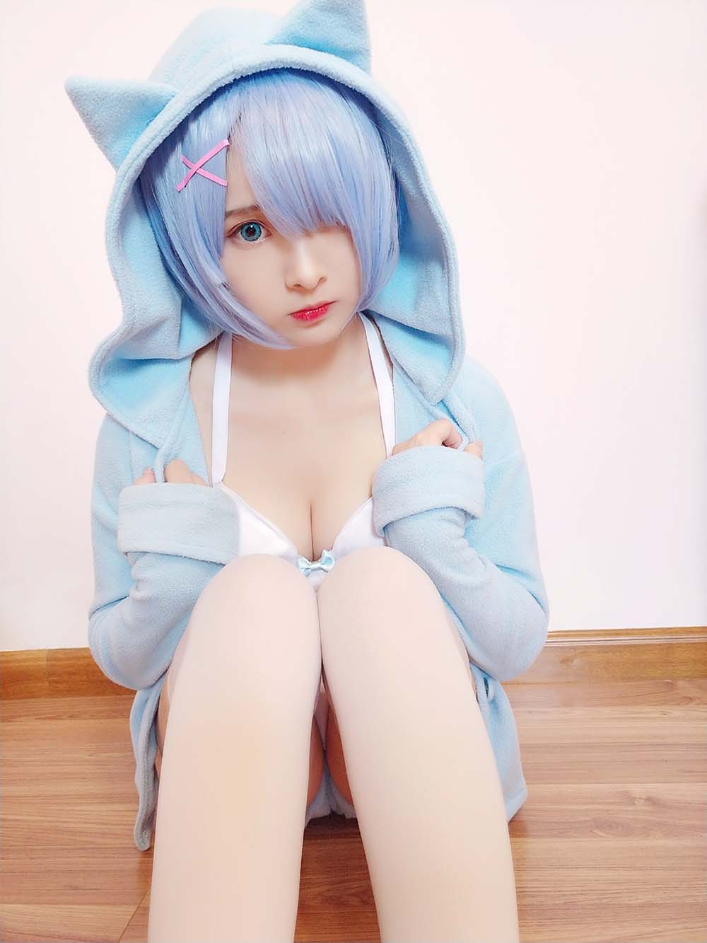 古川kagura – 蕾姆睡衣 Cosplay-第2张