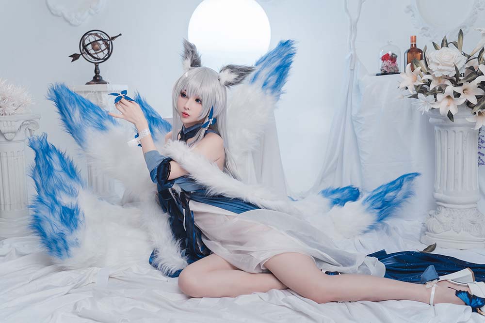 rioko凉凉子 – 信浓礼服 Cosplay-第1张