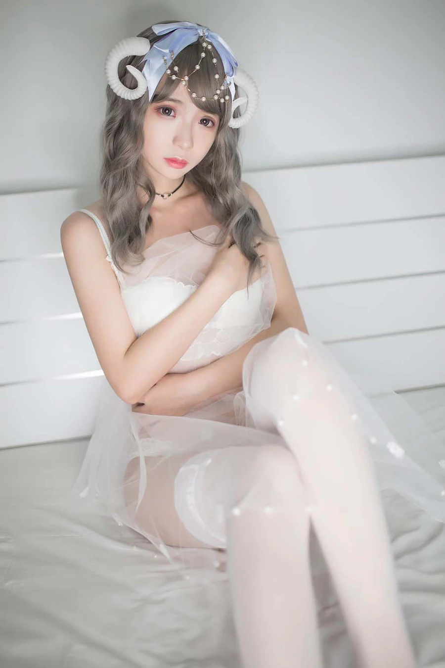 疯猫ss – 白内衣 Cosplay-第1张