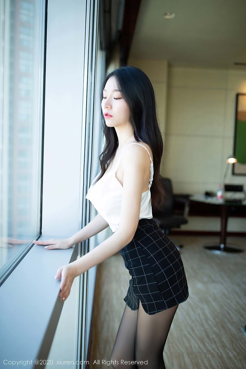 [Xiuren秀人网]XR20201028N02710 2020.10.28 NO.2710 安然Maleah Xiuren秀人网-第1张