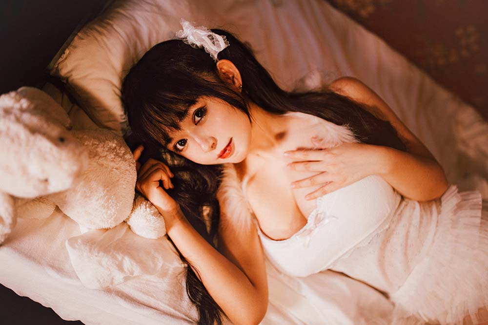 黑猫猫OvO – 白色双马尾 Cosplay-第2张