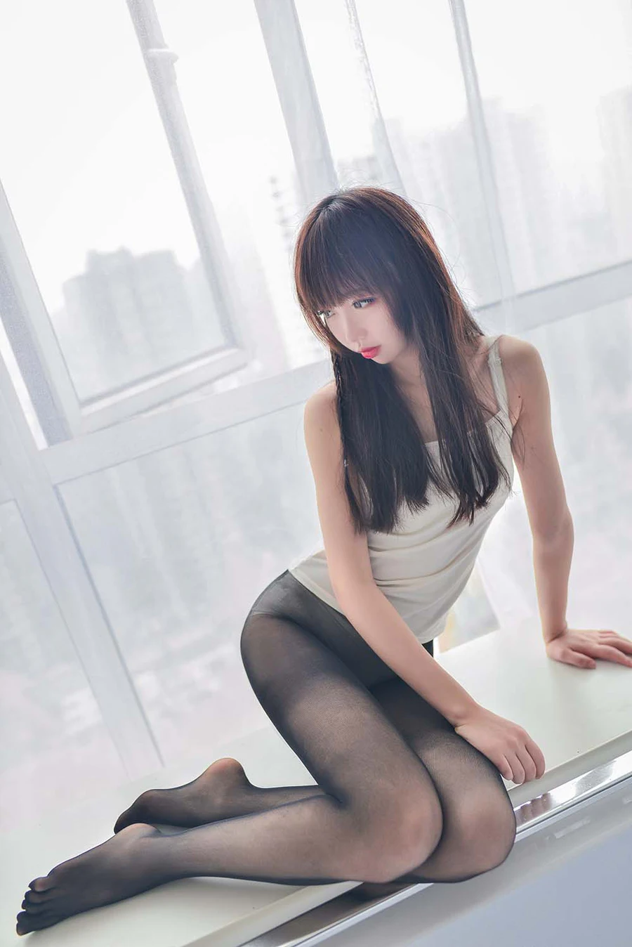 雪琪 – 白色纯棉吊带 Cosplay-第1张