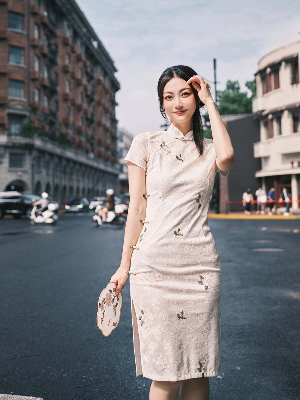 [YITUYU艺图语]2022.07.27 现代旗袍 飞鸟咕咕- YITUYU艺图语-第2张