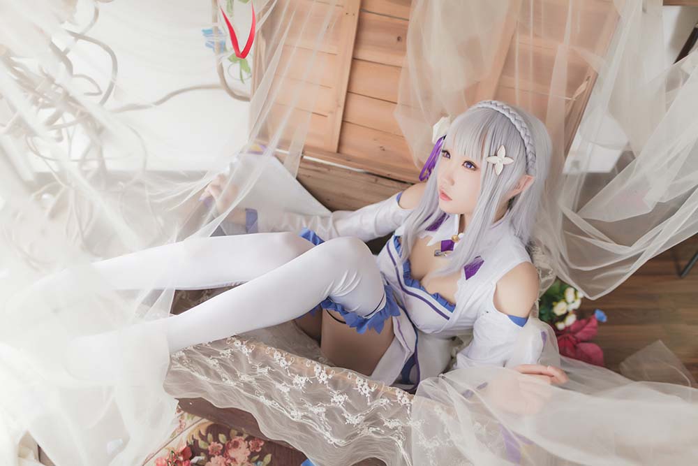 瓜希酱 – 艾米莉亚 Cosplay-第2张