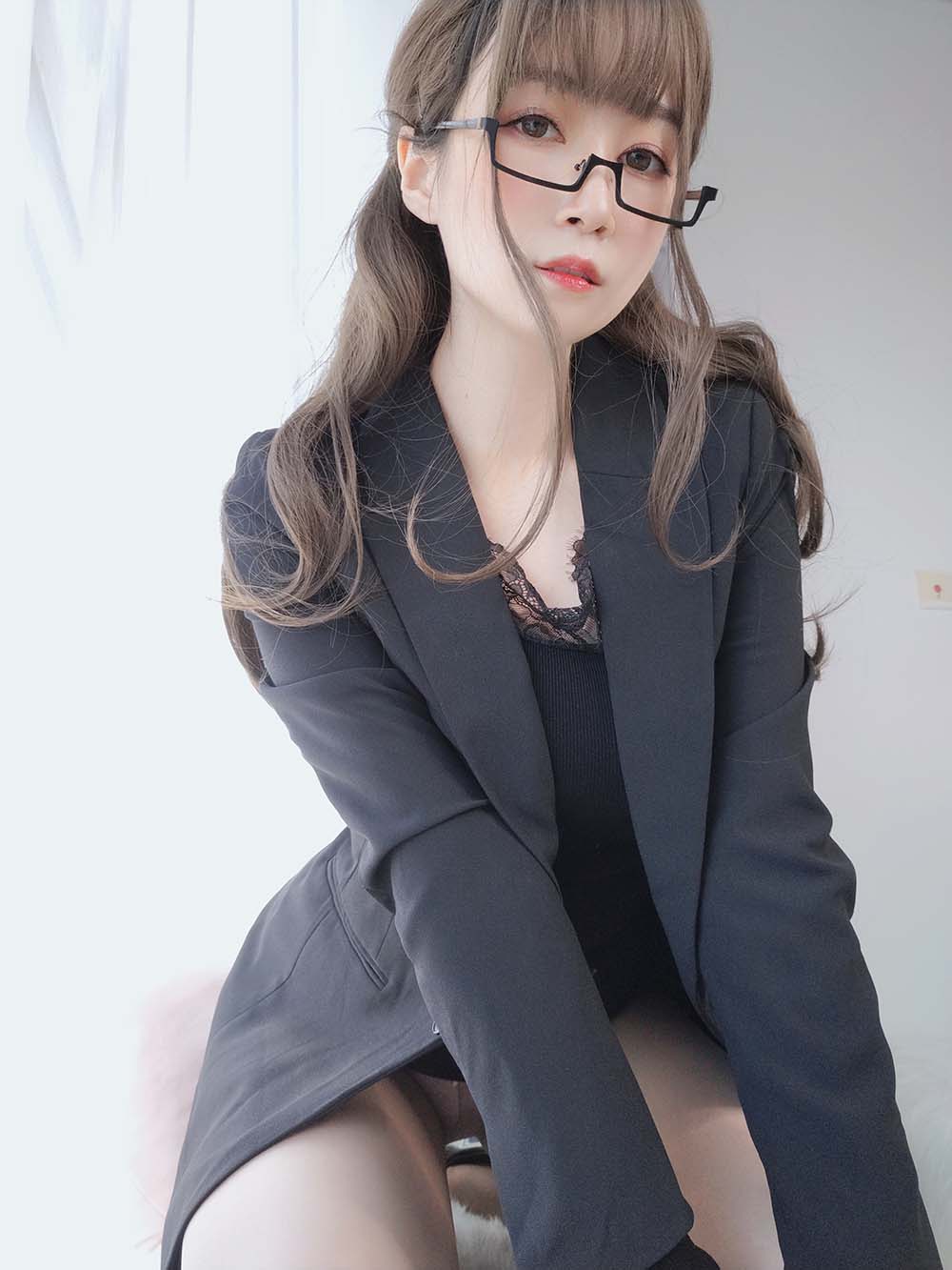 白银 – 黑西服 Cosplay-第1张