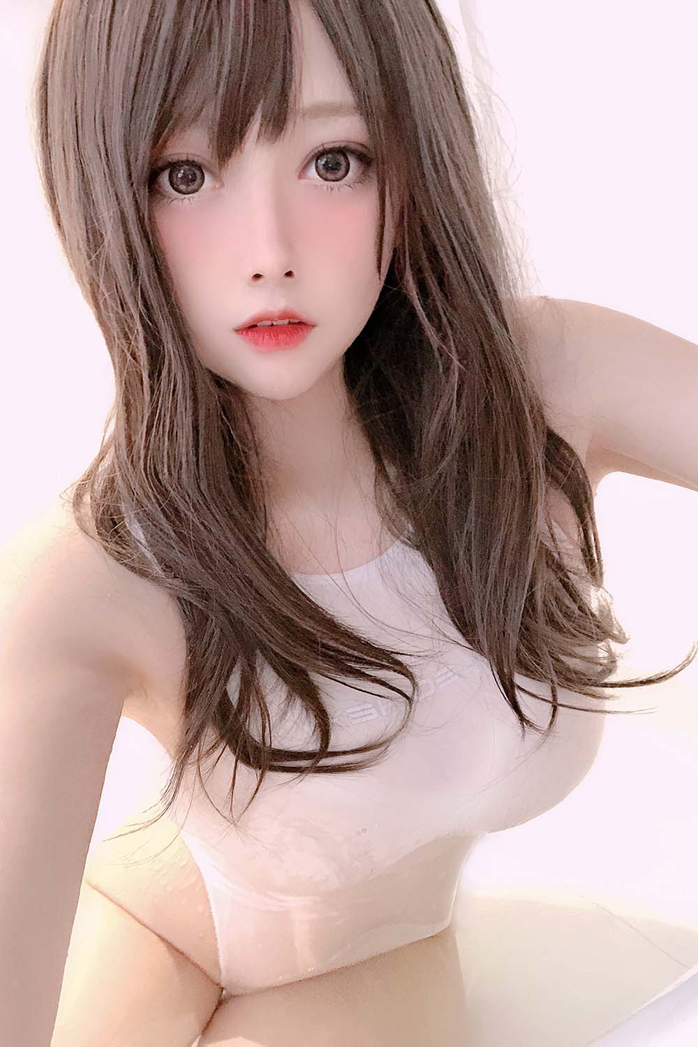 念念_D – 白色竞泳 Cosplay-第1张