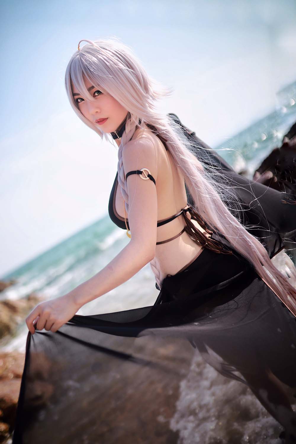 抖娘-利世 – 黑贞德泳装 Cosplay-第2张