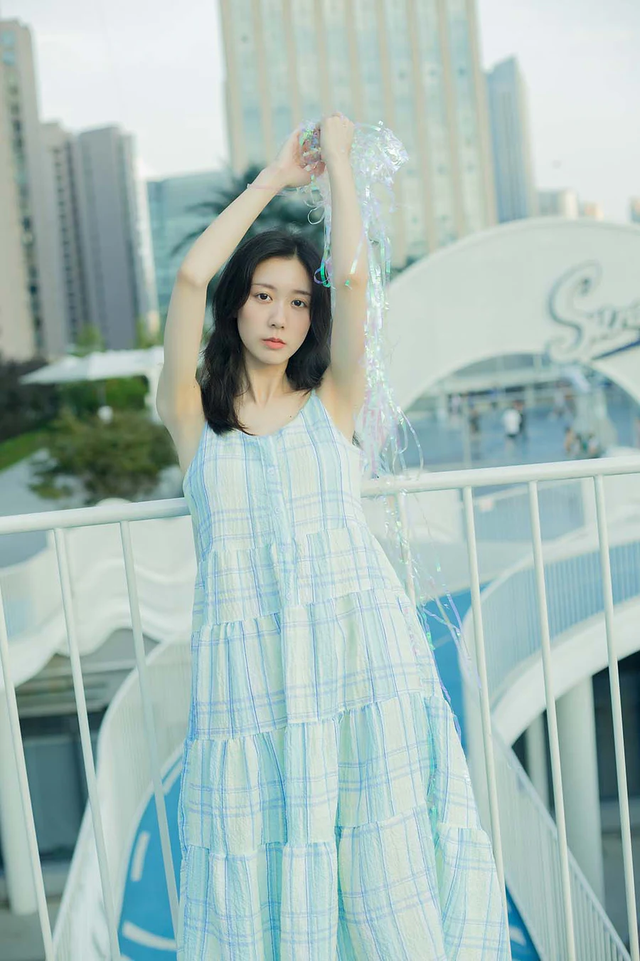 [YITUYU艺图语]2022.08.17 透明 饲猫少女- YITUYU艺图语-第2张