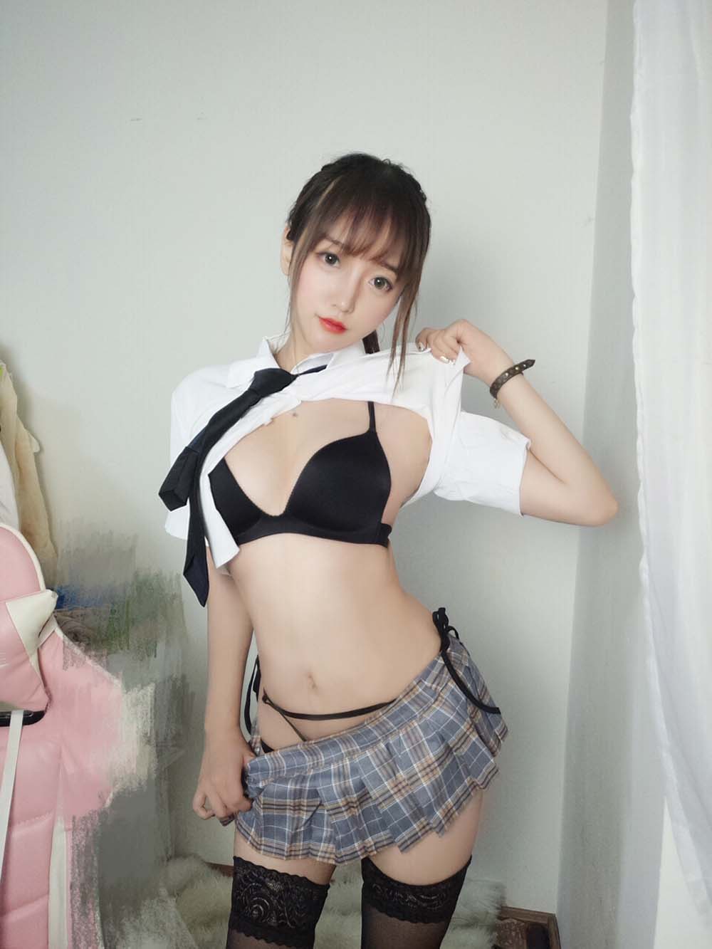 过期米线线喵 – 直播间齐b Cosplay-第1张