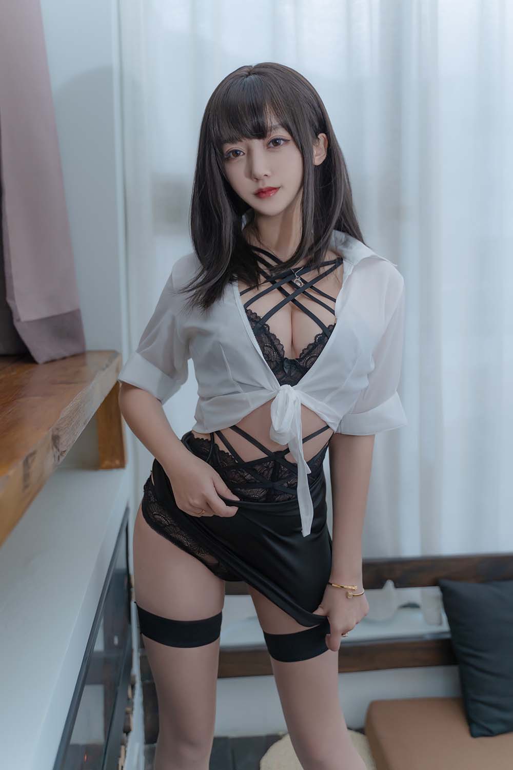 过期米线线喵 – 职场新人 Cosplay-第1张
