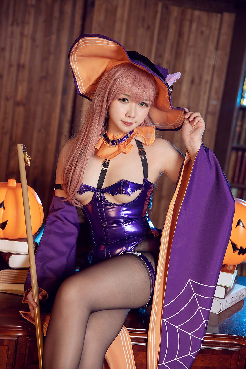 麻花麻花酱 – 孟菲斯 Cosplay-第1张