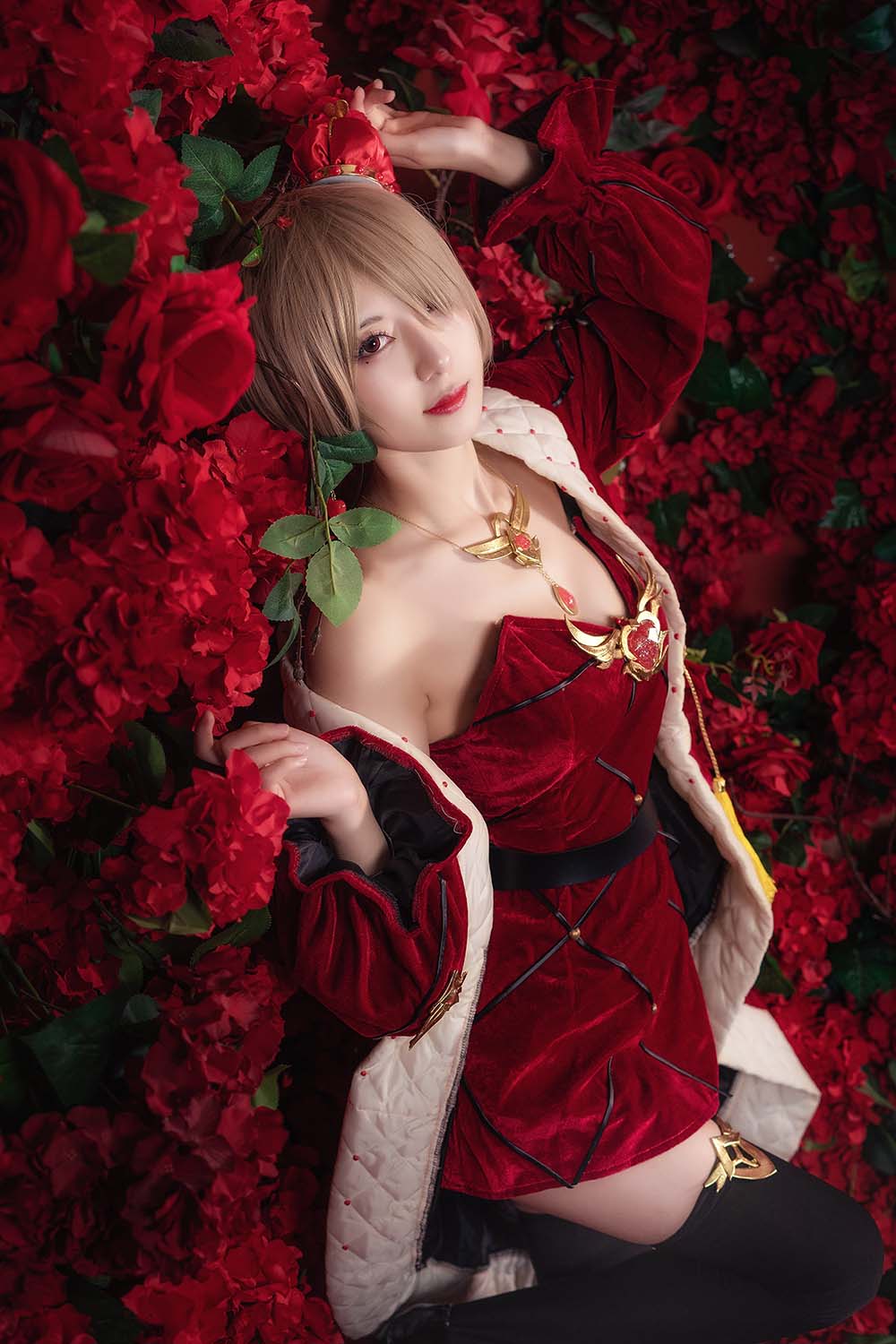 弥音音ww – 丽塔 红皇后 Cosplay-第1张